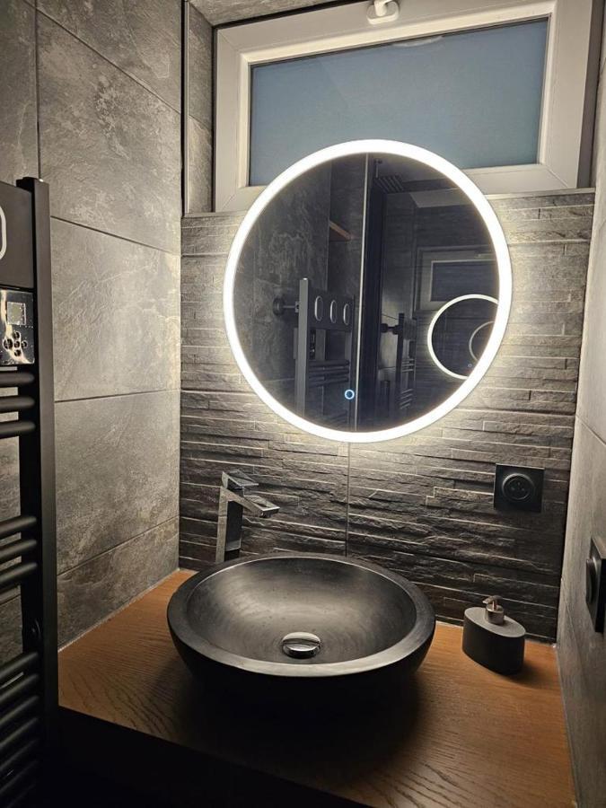 L'etoile Az - Vue - Sauna Prive Tresserve