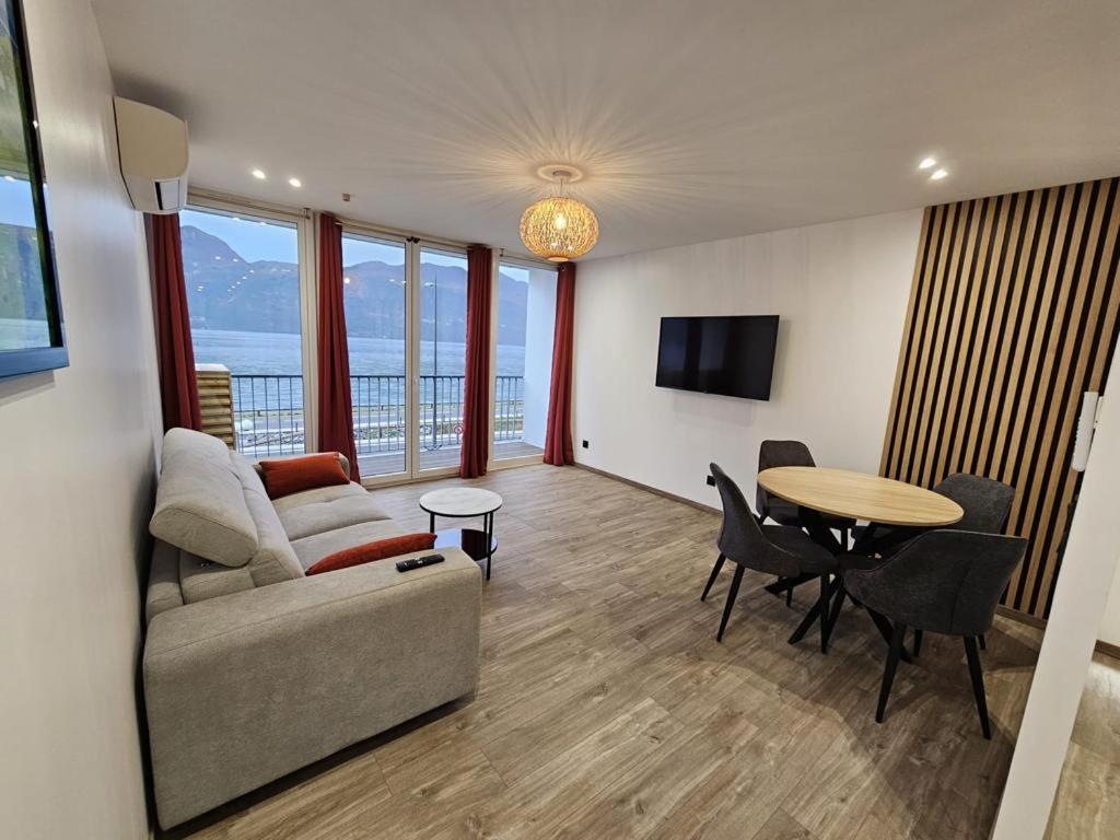 L'etoile Az - Vue - Sauna Prive Apartment