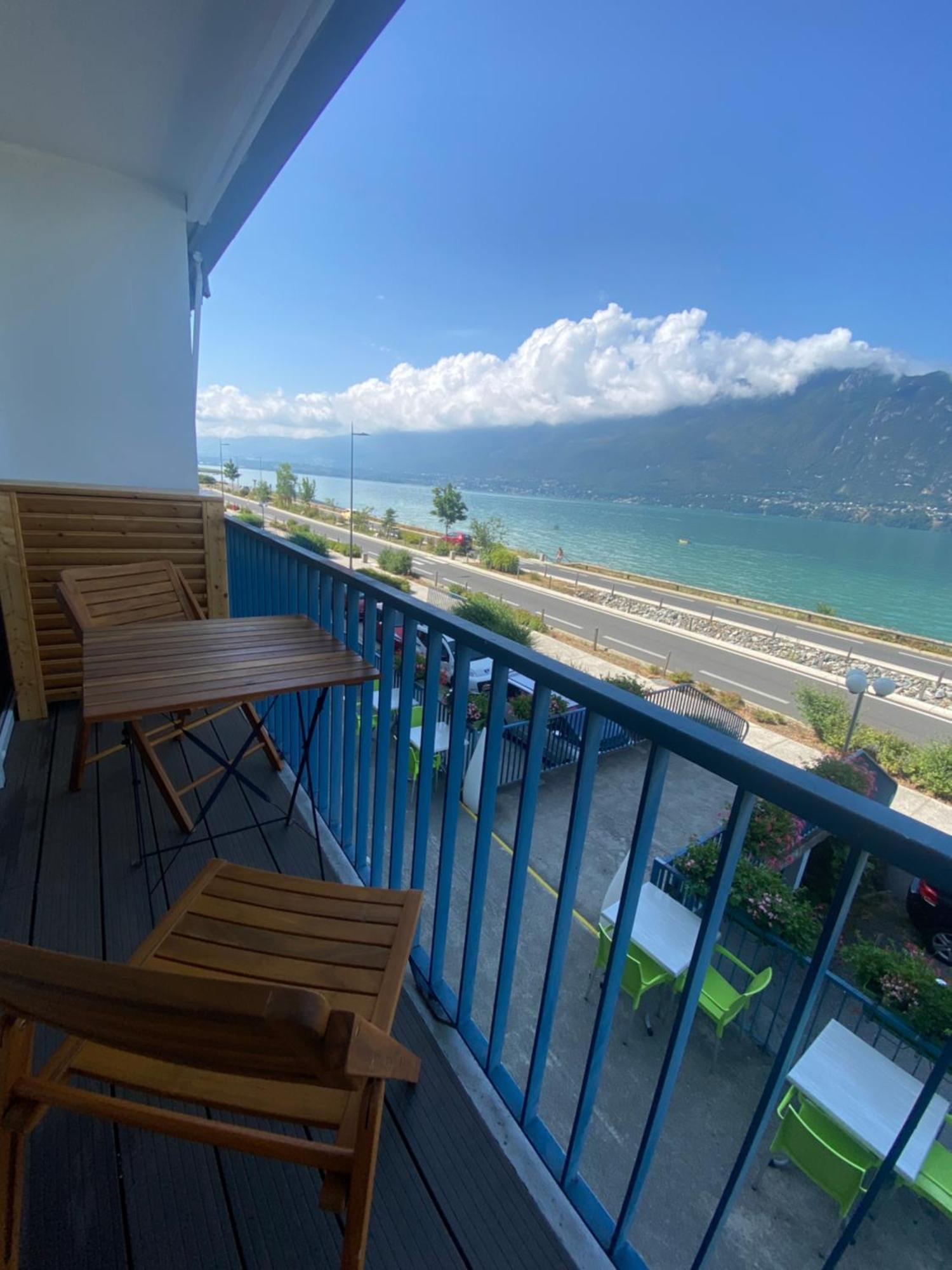 L'etoile Az - Vue - Sauna Prive Apartment
